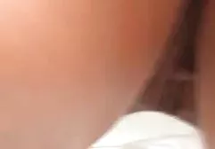 Die heiße Natalie fickt ihren Arsch und ihre rosa kostenlose pornos free Muschi mit einem dicken schwarzen Dildo
