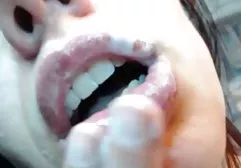 Vollbusige kostenlose deutsche retro sexfilme Brünette schluckt Sperma