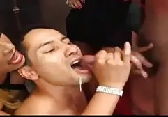 Zwei kostenlose pornofilme gratis schwarze, sexy schwarze Frauen ficken mit einem Kerl und schlucken Sperma