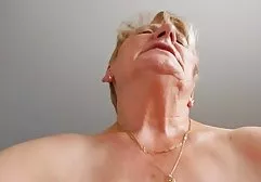 Das kostenlose sexfilme privat rothaarige japanische Mädchen erlaubte ihrem Ficker, ihre haarige Muschi zu lecken und ihren Schwanz in den Mund zu stecken