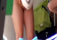 Süßer Kerl fickt eine vollbusige free hd sex filme Blondine in zerrissenen Strumpfhosen hart