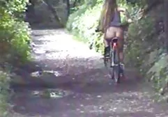 Schöne Girls ziehen sich aus und kämpfen im Ring, die Gewinnerin bekommt kostenlose pornofilme brutal einen Strap-On, mit dem sie die Verliererin bestrafen kann