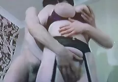 Verdorbene Ladies pornofilme gratis gucken werden mit dem Strapon gefickt